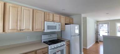 Main picture of 181 Manzella Ct