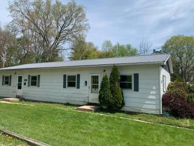 Main picture of 234-259 W Elm St