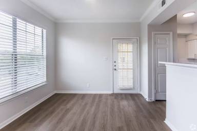 Main picture of 536 Shelby Grove Dr