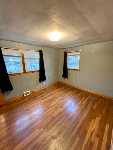 Main picture of 706 Byford Blvd