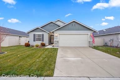 Main picture of 3306 W Remembrance Dr