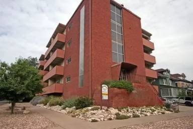 Main picture of 1405 Race St