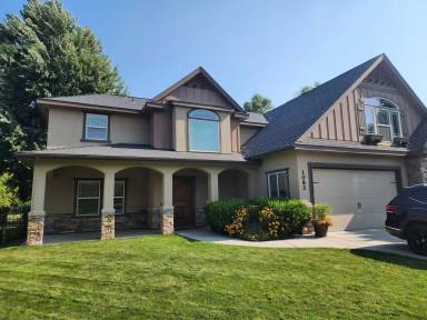 Main picture of 1082 E Azan St