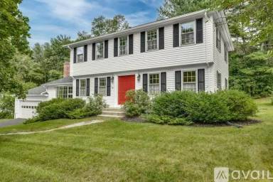 Main picture of 18 Townsend Dr