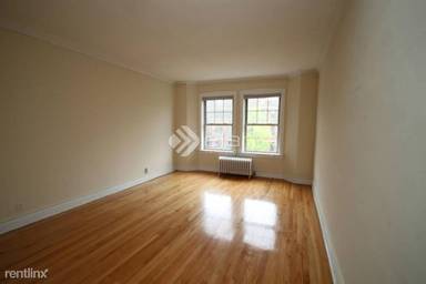 Main picture of 1035 W North Shore Ave