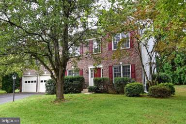 Main picture of 47313 Grandview Pl