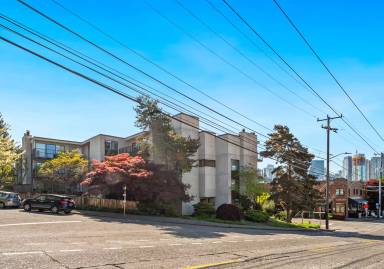 Main picture of 550 Aloha St
