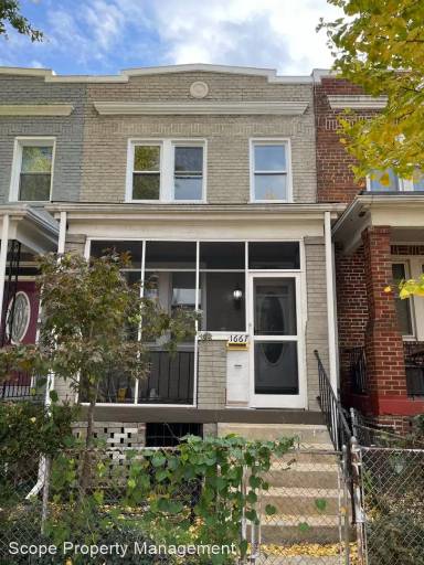 Main picture of 1603 Rosedale St NE
