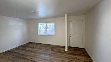 Main picture of 1680 Barrus Ave