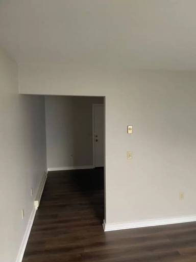 Main picture of 810 Gilmer Ave NW