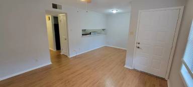 Main picture of 330 S 17th St