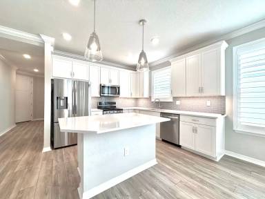 Main picture of 106 Yellow Iris Ct