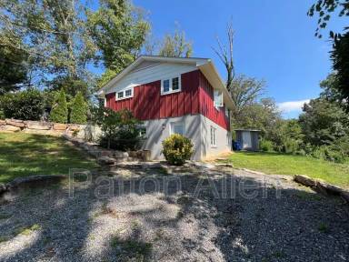 Main picture of 109 Barnard Ave