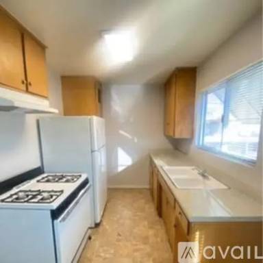Main picture of 1160 E Alosta Ave