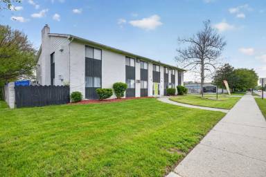 Main picture of 1771 E Woodward Heights Blvd