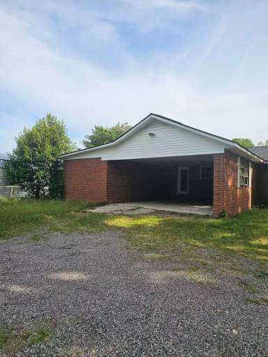 Main picture of 108 Frances Dr