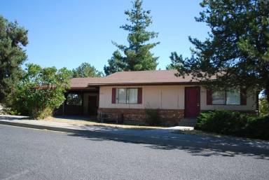 Main picture of 2030 NW Friel St