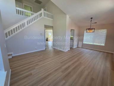 Main picture of 1736 Burgundy Ct