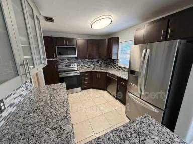 Main picture of 218 Dogwood Cir