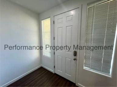 Main picture of 2505 Mercedes Dr