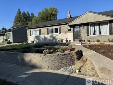 Main picture of 6104 N Sutherlin St