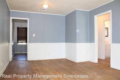 Main picture of 4209 SE 26th St
