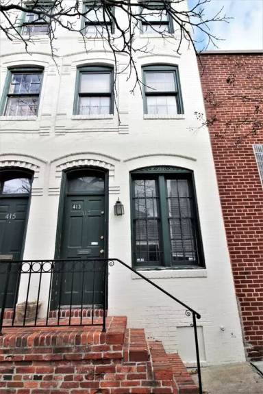 Main picture of 413 Druid Hill Ave