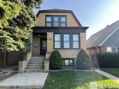 Main picture of 5833 W 64th Pl