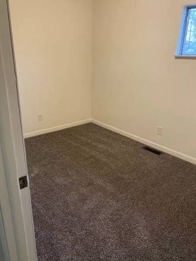 Main picture of 506 List St