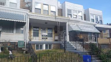 Main picture of 4813 Olive St