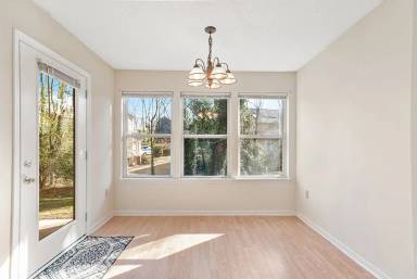 Main picture of 1300 Hillbrow Ln