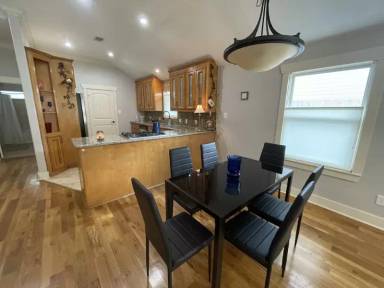 Main picture of 4628 Kermit St