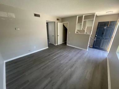 Main picture of 120 Byrum St