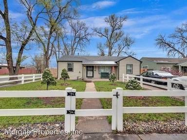 Main picture of 990 Hazel Ct