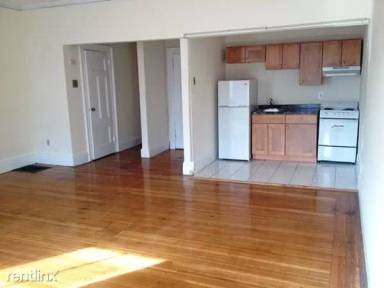 Main picture of 509 Beacon St