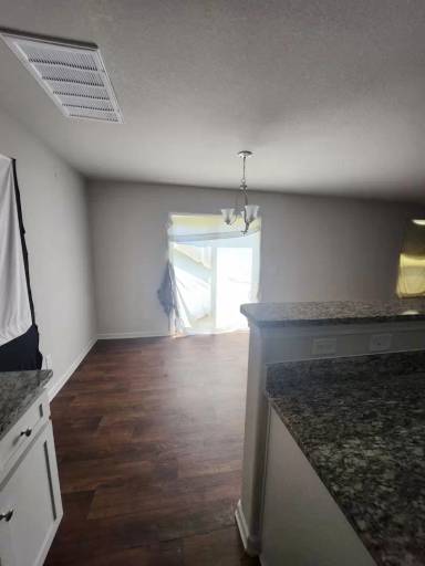 Main picture of 3425 Ellingford Rd