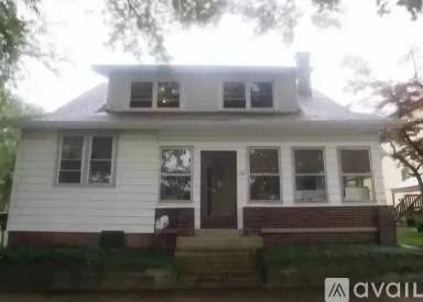 Main picture of 722 N 11th St