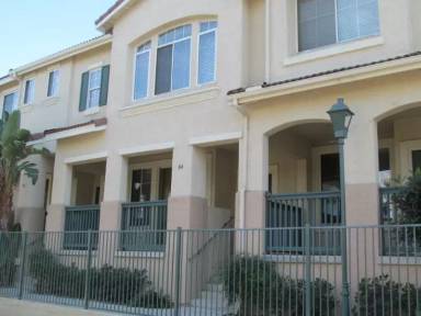 Main picture of 966 Camino de la Reina