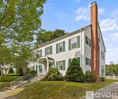 Main picture of 32 Franklin St