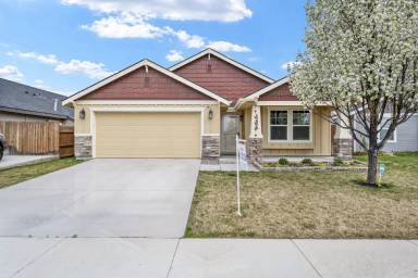 Main picture of 1226 E Whitbeck Dr