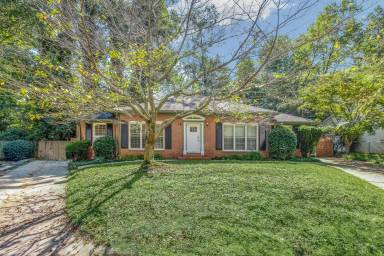 Main picture of 1159 Lynmoor Dr NE