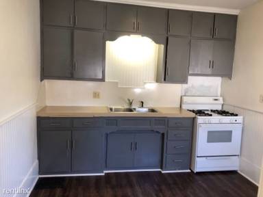 Main picture of 815 Columbia Ave