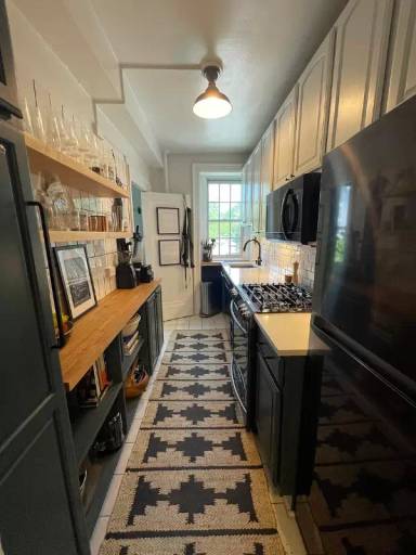 Main picture of 2456 20th St NW