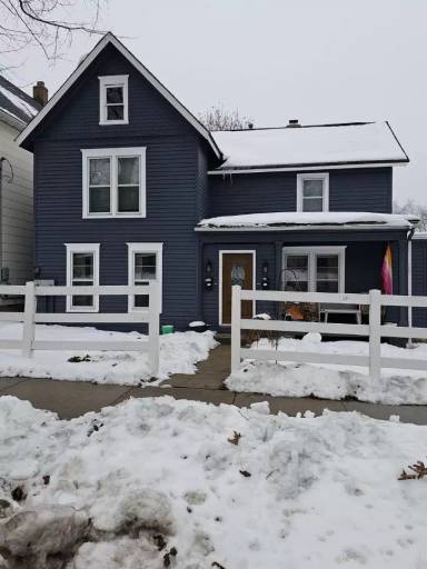 Main picture of 1014 E Gorham St