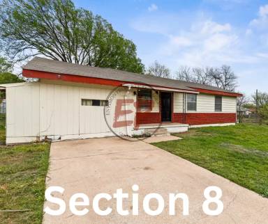 Main picture of 109 E Vardeman Ave