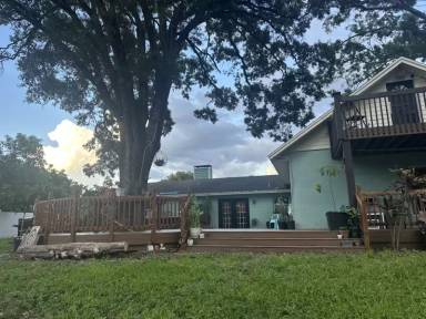 Main picture of 8200 N Saint Peter Ave