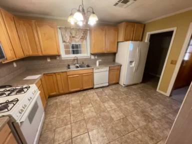 Main picture of 3412 Southmont Dr