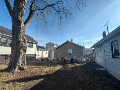 Main picture of 6133 Marshall Ave