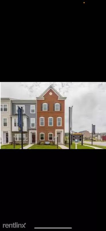 Main picture of 5601 Tallyn Hunt Pl