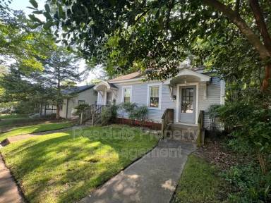 Main picture of 214 N Boylan Ave